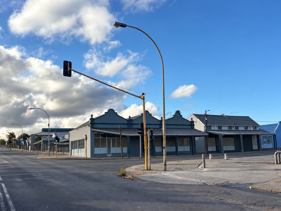 Commercial Property for Sale in Vincent Eastern Cape